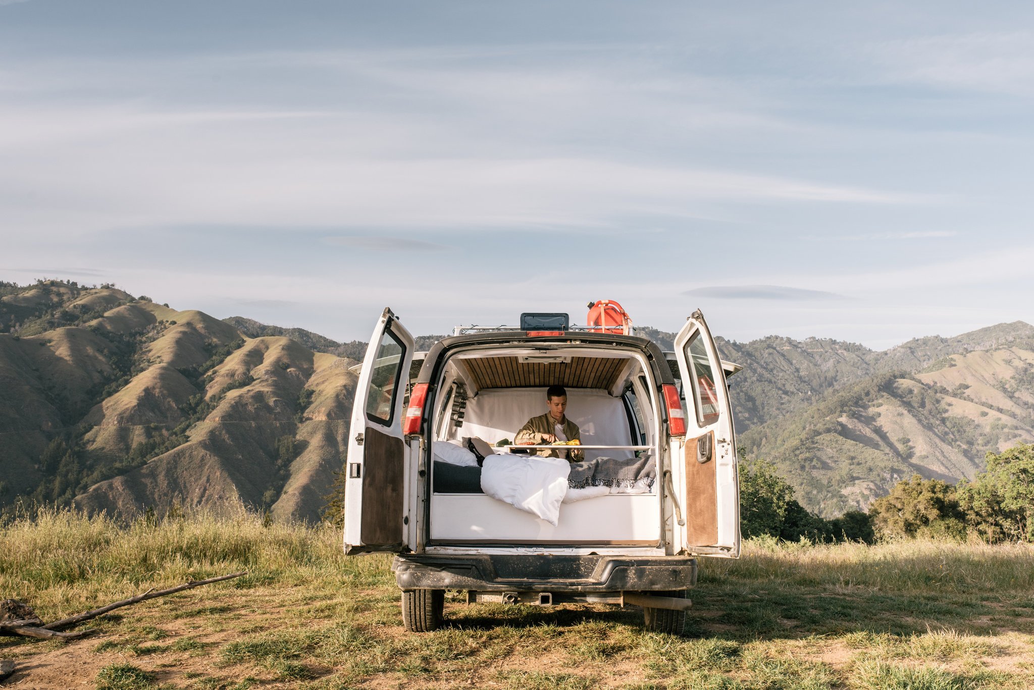 Viajar en furgoneta: 14 cosas imprescindibles que no debes olvidar para tu viaje