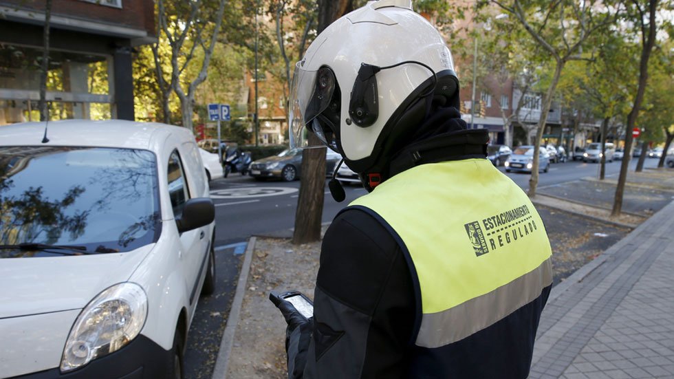 Conoce el servicio de estacionamiento regulado de Madrid