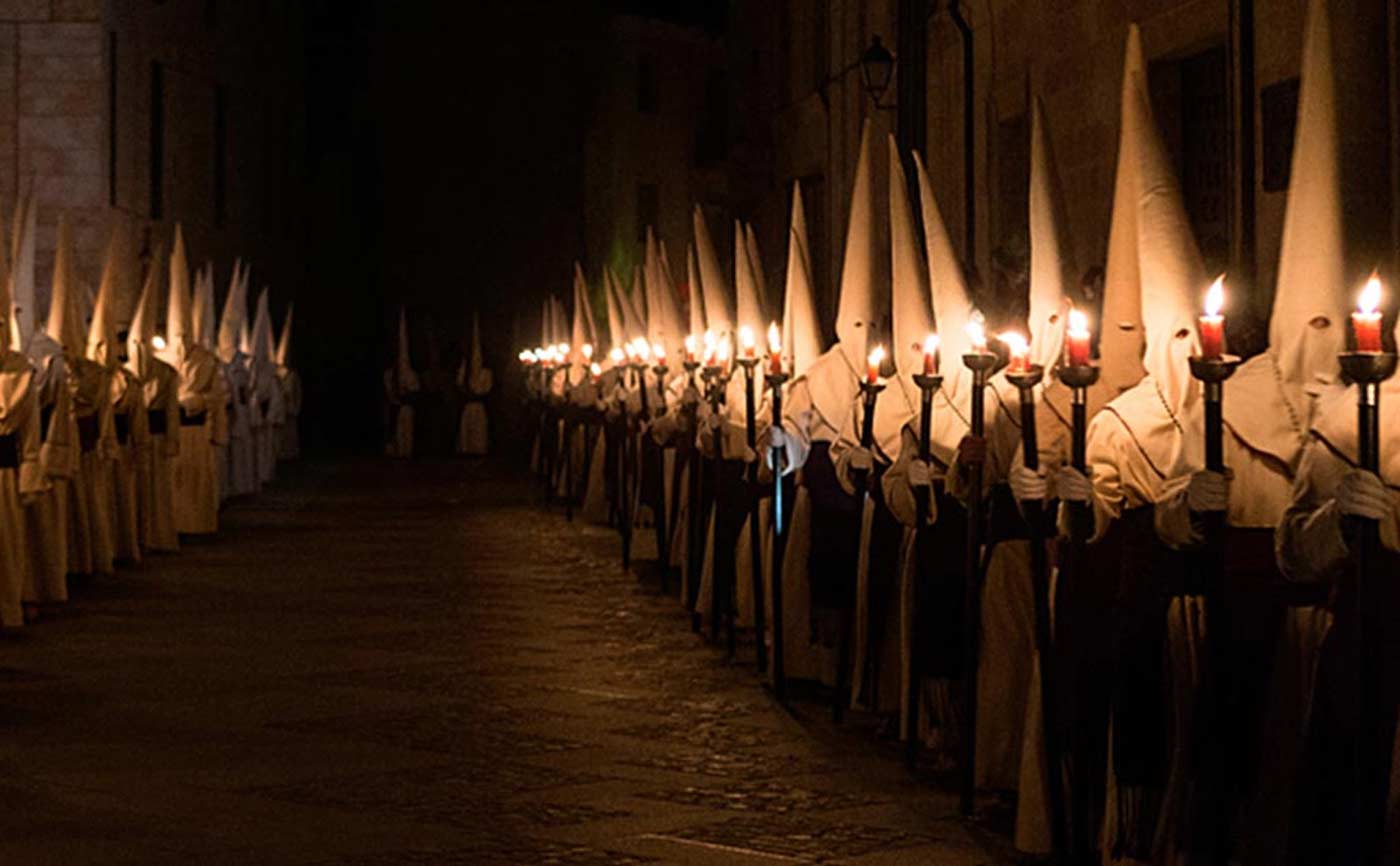 Dónde ir en Semana Santa: Devoción y cultura