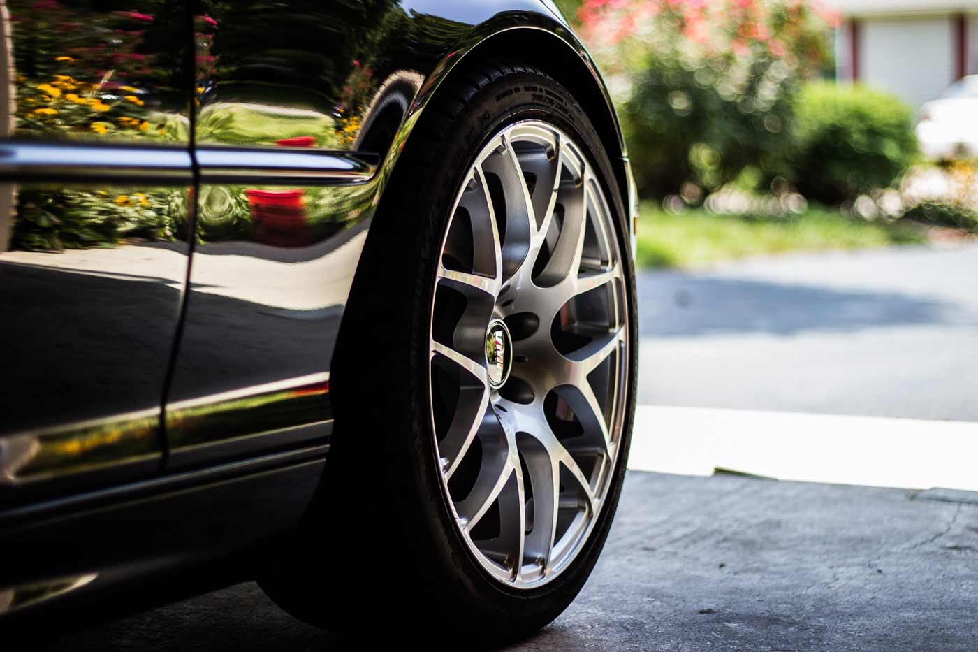 Cómo pulir las llantas de tu coche: ¡Quedarán brillantes!
