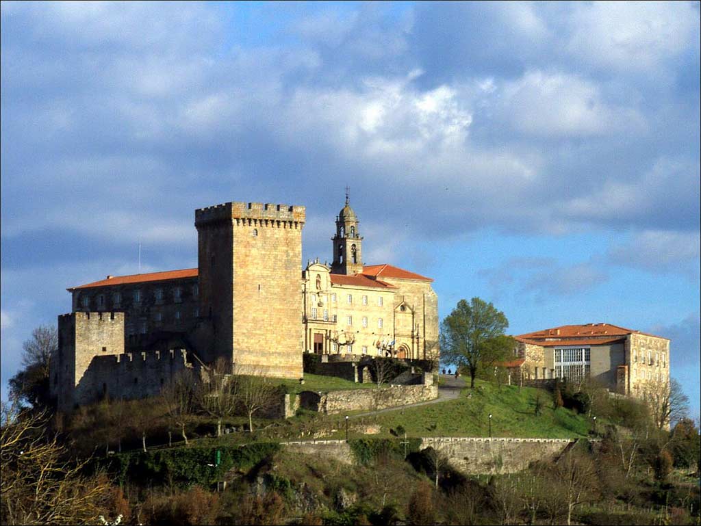 Ruta de los castillos de Galicia: ¡Abajo el puente levadizo!