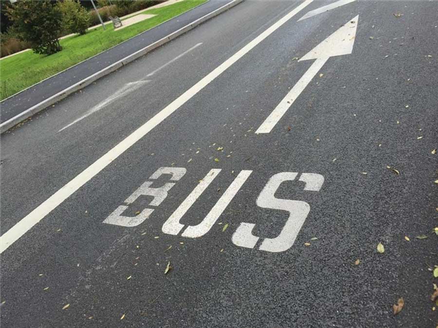 Circular por el carril bus: ¿Qué vehículos pueden hacerlo?