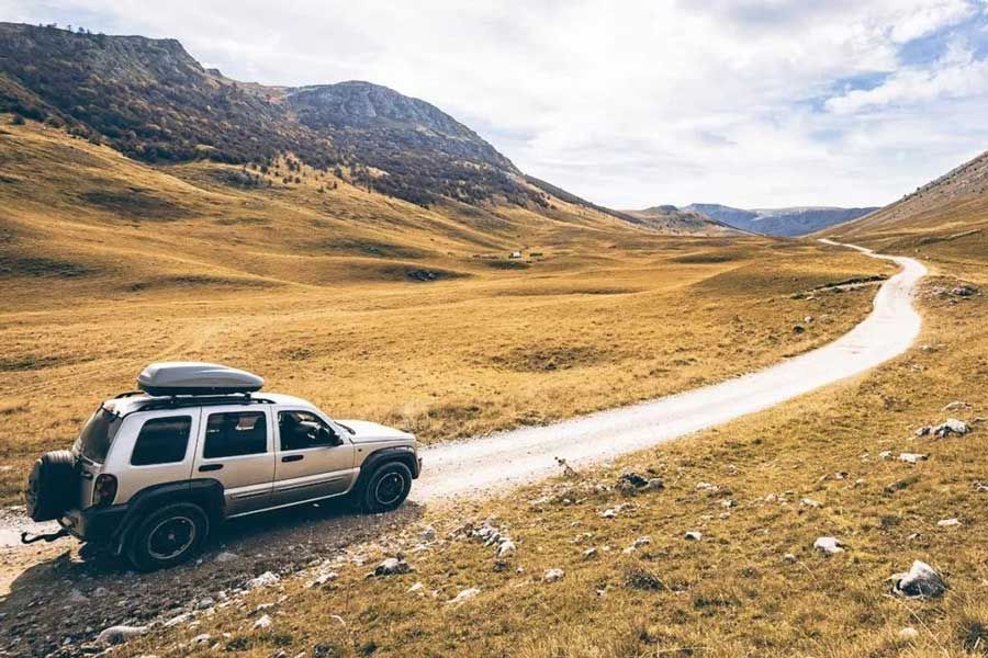Explora las mejores rutas por España en coche