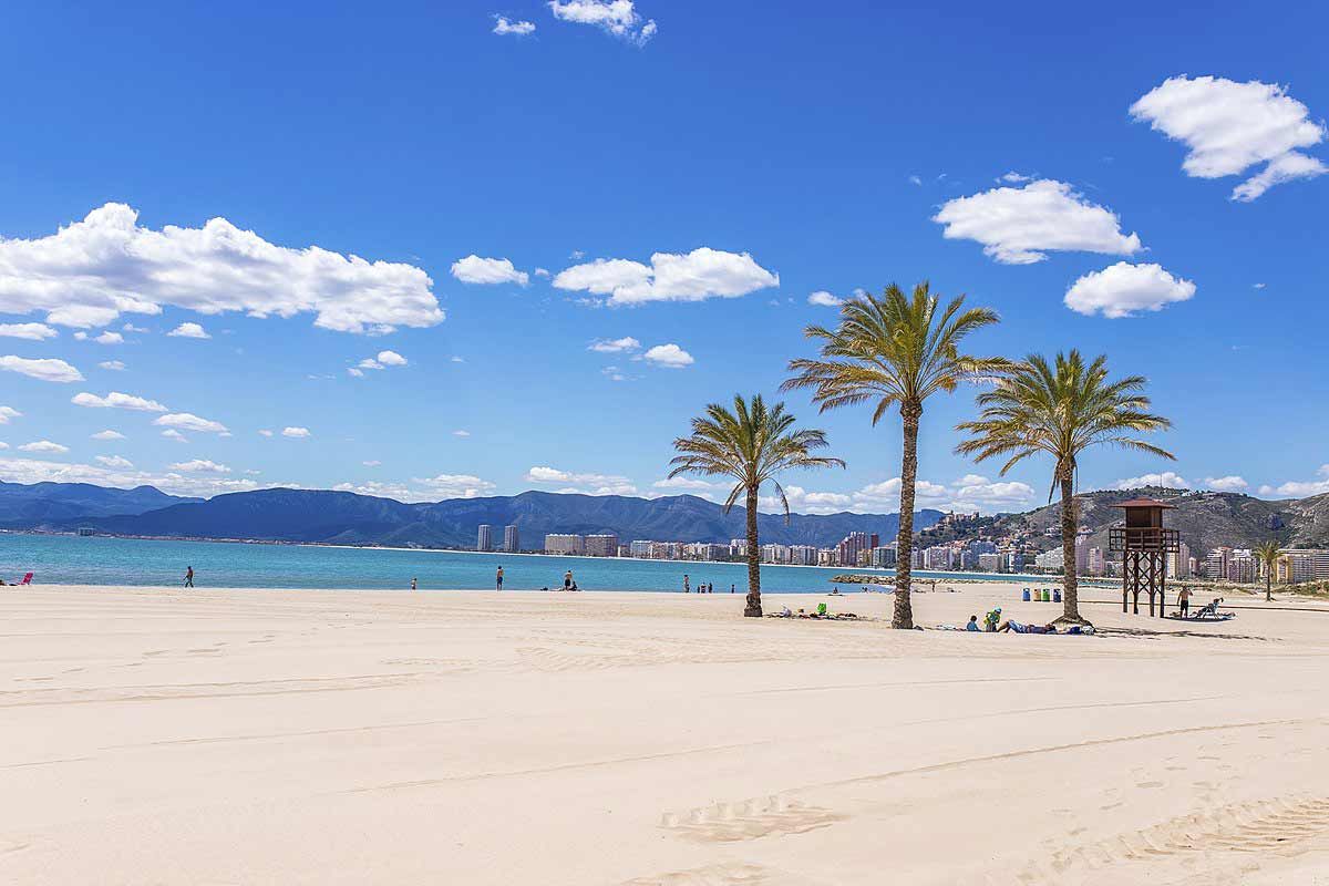 Ruta en coche por la costa Valenciana: ¡Disfruta del agua y el sol!