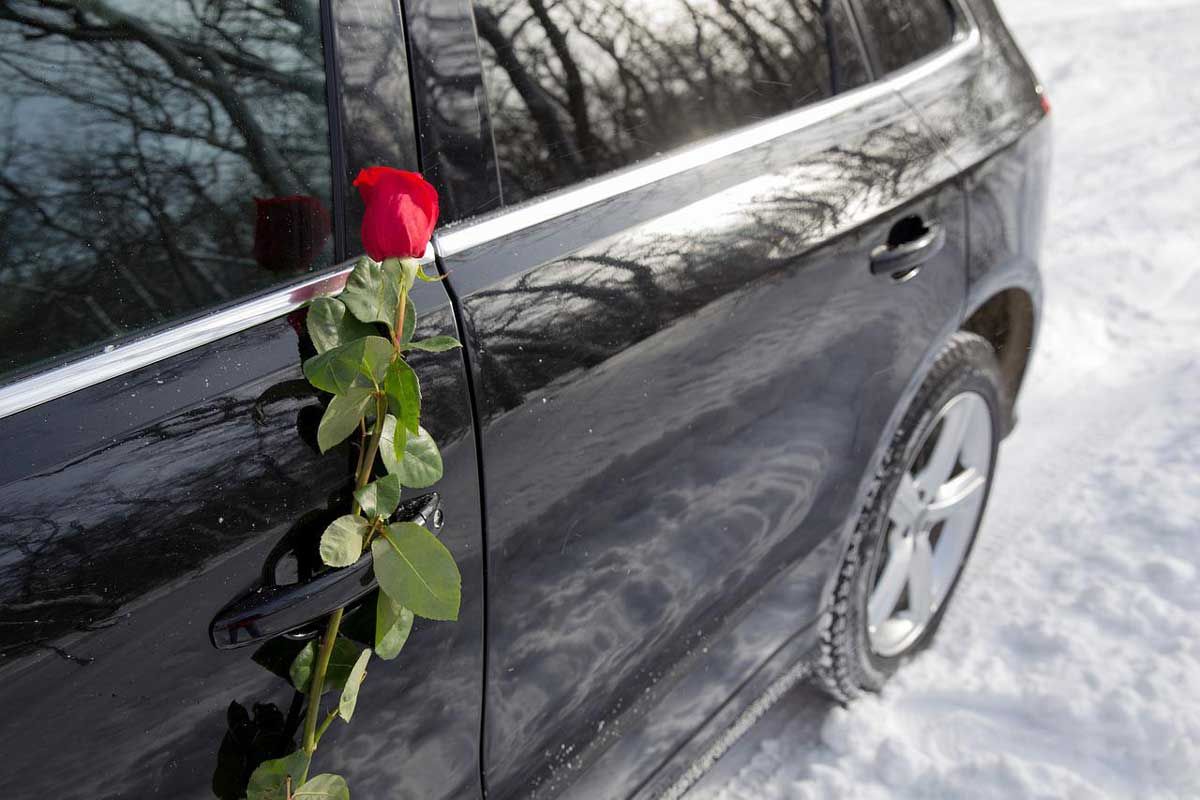 Destinos para un viaje romántico en coche por España