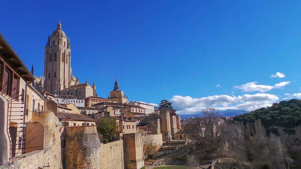 Una ruta en coche por los Castillos de Segovia