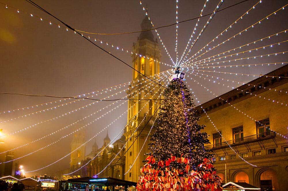 Viajar en coche a Zaragoza esta Navidad