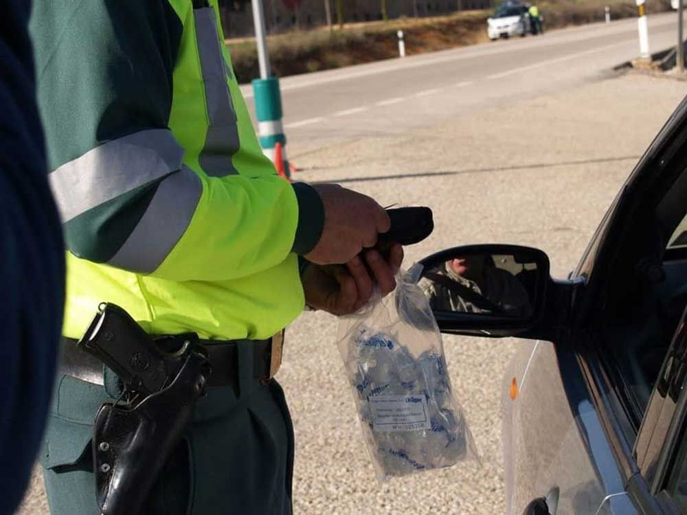 ¿Cómo actuar en un control de alcoholemia?: Sigue siempre las instrucciones