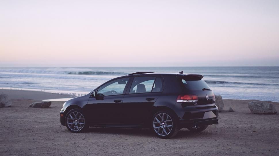 Limpiar arena de la playa de la tapicería: Deja tu coche como nuevo