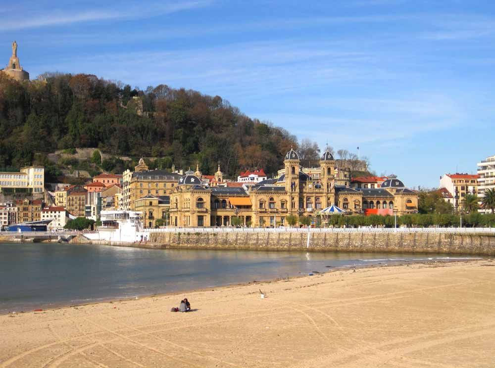 Disfruta de las mejores playas del País Vasco