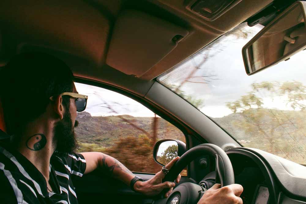 El efecto mirón en verano: Sigue tu camino en caso de accidente