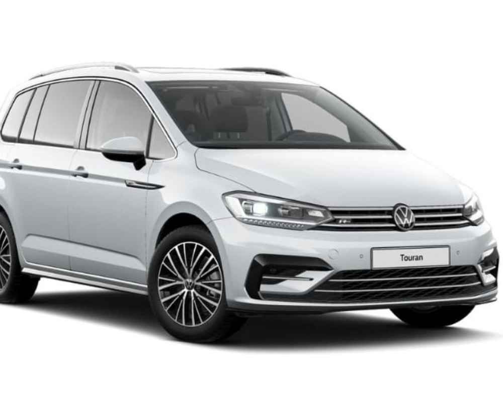 ¿Es mejor alquilar un coche de cuatro o de cinco puertas?