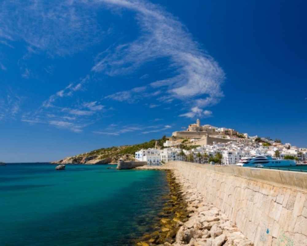 Qué hacer en Ibiza en invierno: ¡No te quedes sin planes!
